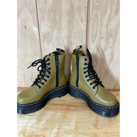 Dr. Martens Jadon Smooth Leather Platform Boots ANTIQUE OLIVE Women's 6 Men's 5 - Picture 3 of 9